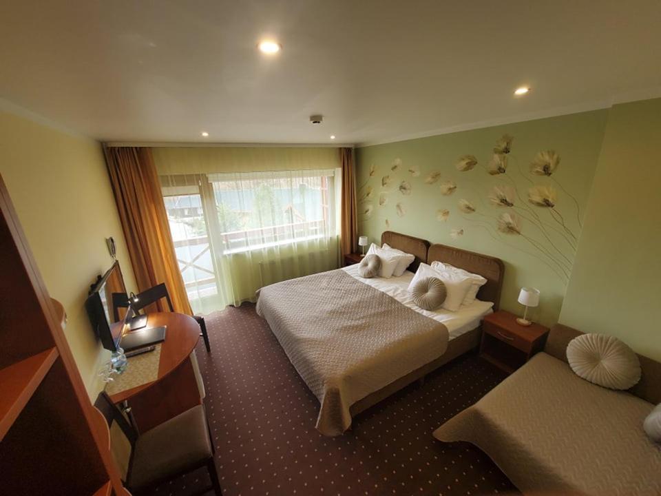 Hotel Green Smiltynė Panevėžys Buitenkant foto