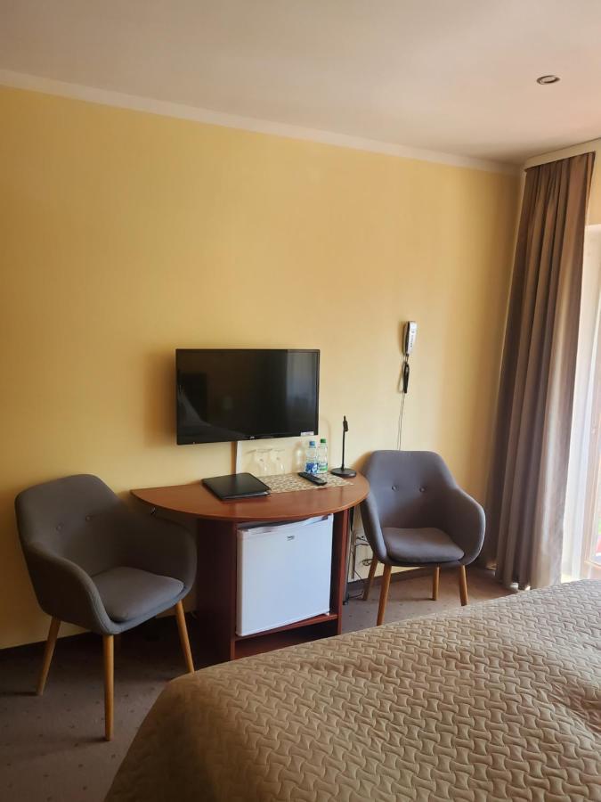 Hotel Green Smiltynė Panevėžys Buitenkant foto