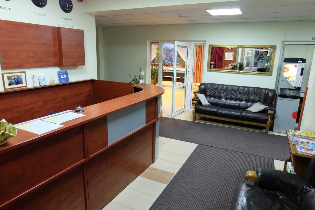 Hotel Green Smiltynė Panevėžys Buitenkant foto